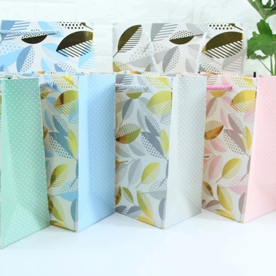 Sac floral recyclable adapté aux besoins du client de papier commercial de sac à provisions de Papier d'emballage