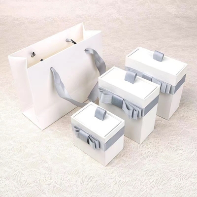 Boîte-cadeau blancs de Grey Kraft Paper Jewelry de collier d'ODM petits avec le tiroir